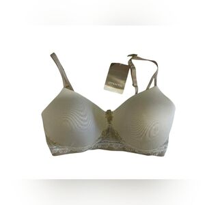Amoena NWT Lara Lace Desire Soft Shell Bra Off White Size 32C